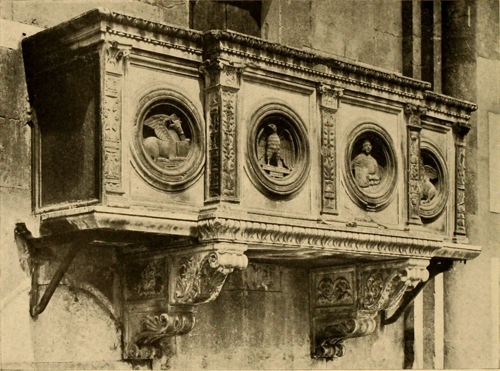 An illustration from Baukunst und dekorative plastik der frührenaissance in Italien, 1920, leaf 297