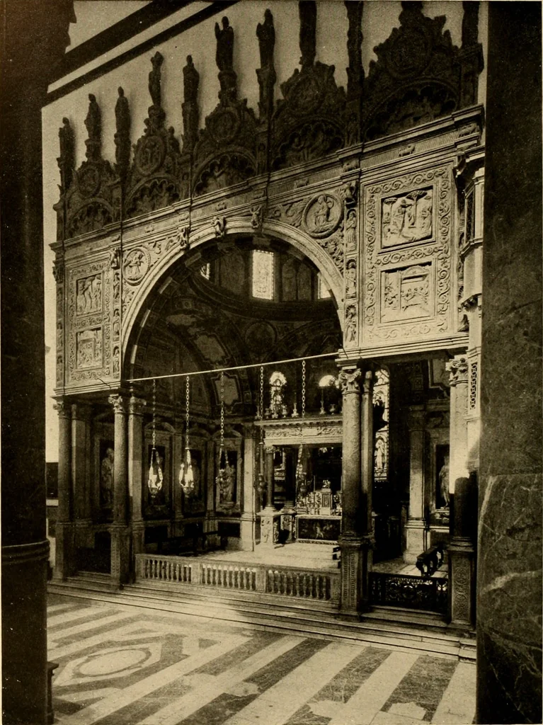 An illustration from Baukunst und dekorative plastik der frührenaissance in Italien, 1920, leaf 97