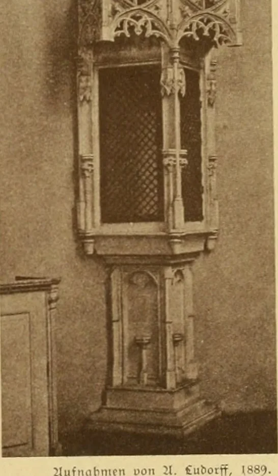 An illustration from Bau- und Kunstdenkmäler von Westfalen. Im Auftrage des Provinzial-Verbandes der Provinz Westfalen, 1897, leaf 156