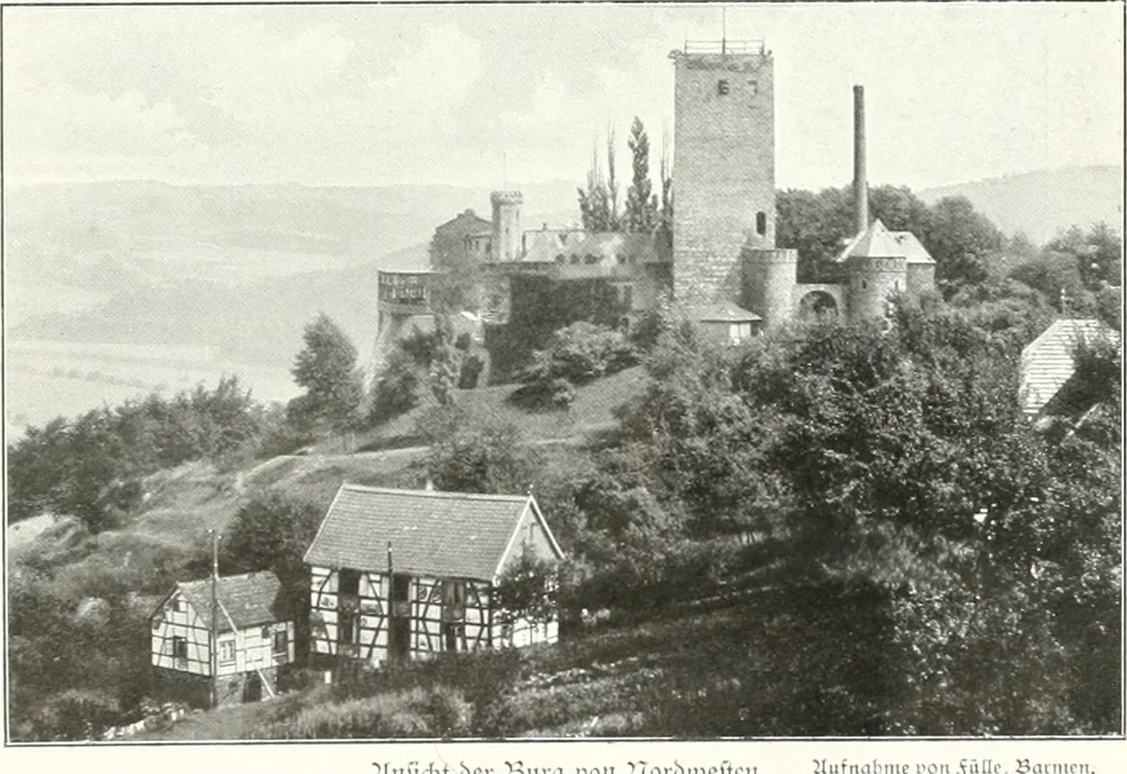 An illustration from Bau- und Kunstdenkmäler von Westfalen. Im Auftrage des Provinzial-Verbandes der Provinz Westfalen, 1897, leaf 48