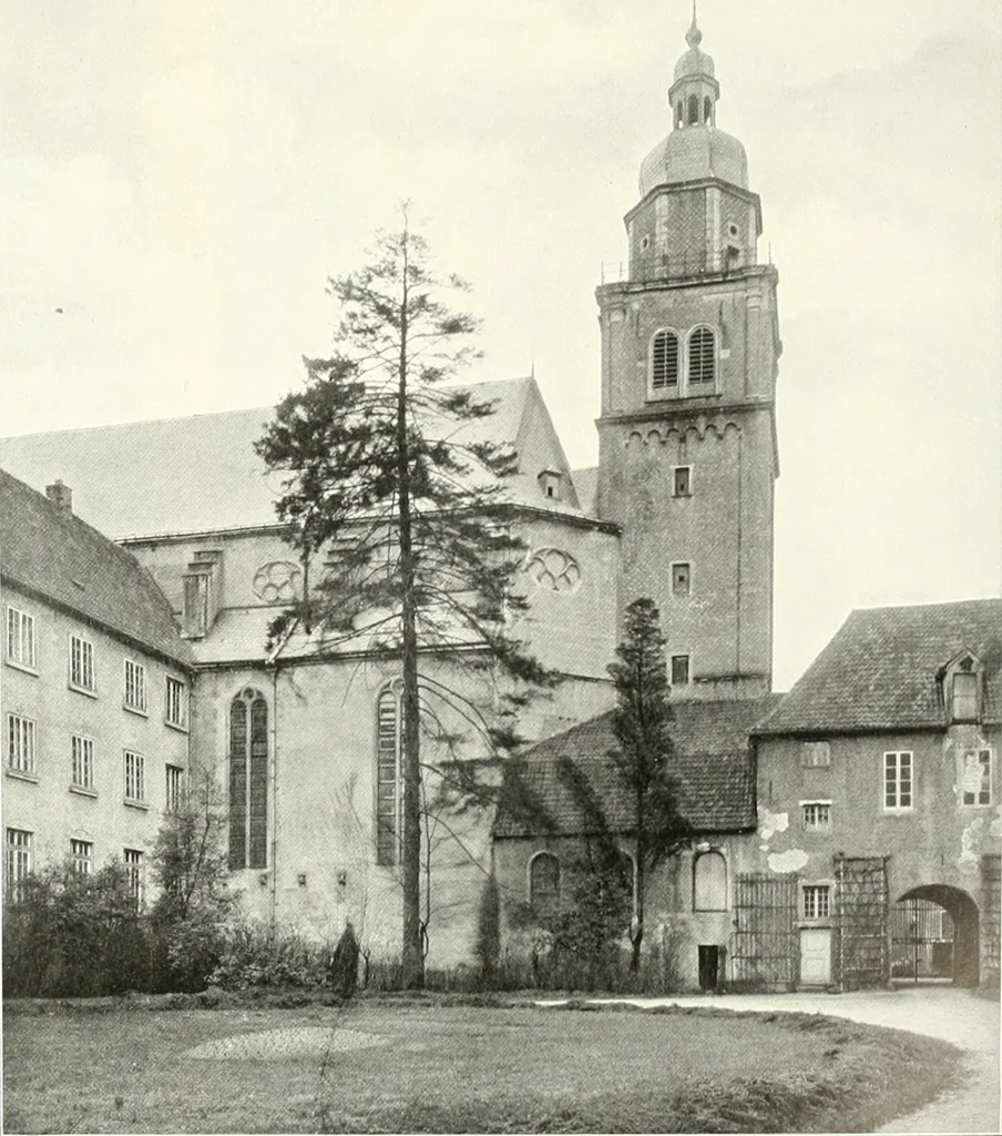 An illustration from Bau- und Kunstdenkmäler von Westfalen. Im Auftrage des Provinzial-Verbandes der Provinz Westfalen, 1897, leaf 138