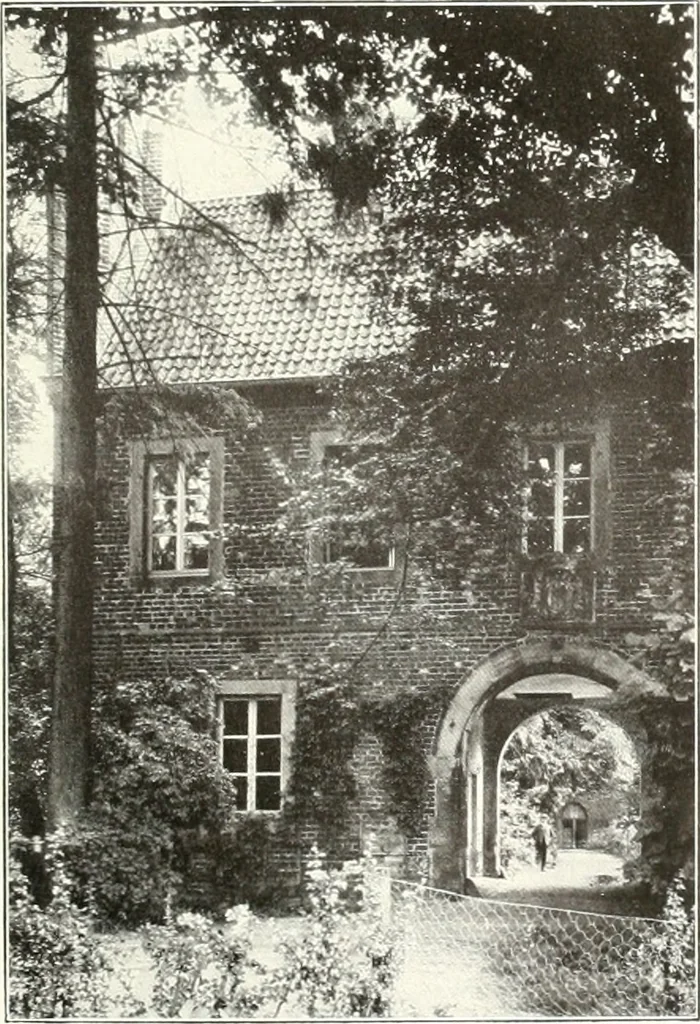 An illustration from Bau- und Kunstdenkmäler von Westfalen. Im Auftrage des Provinzial-Verbandes der Provinz Westfalen, 1897, leaf 236