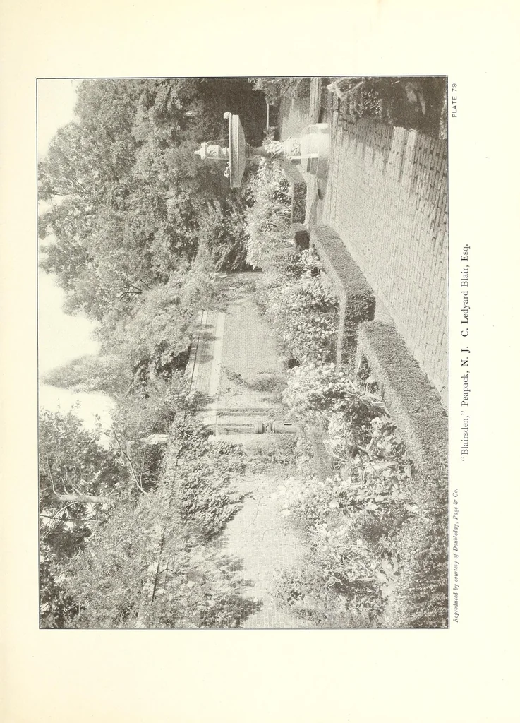 An illustration from Beautiful gardens in America, 1915, leaf 211