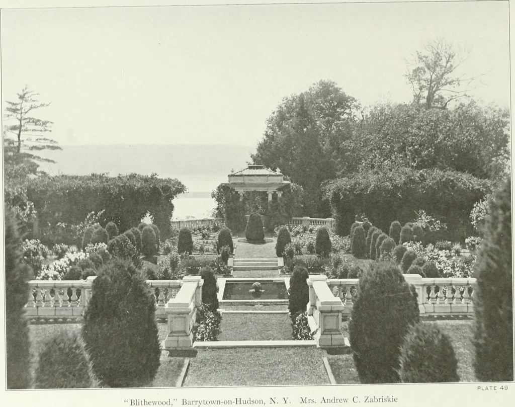An illustration from Beautiful gardens in America, 1915, leaf 140