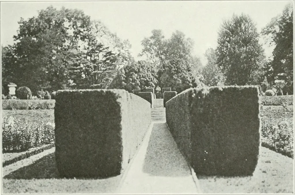 An illustration from Beautiful gardens in America, 1915, leaf 260