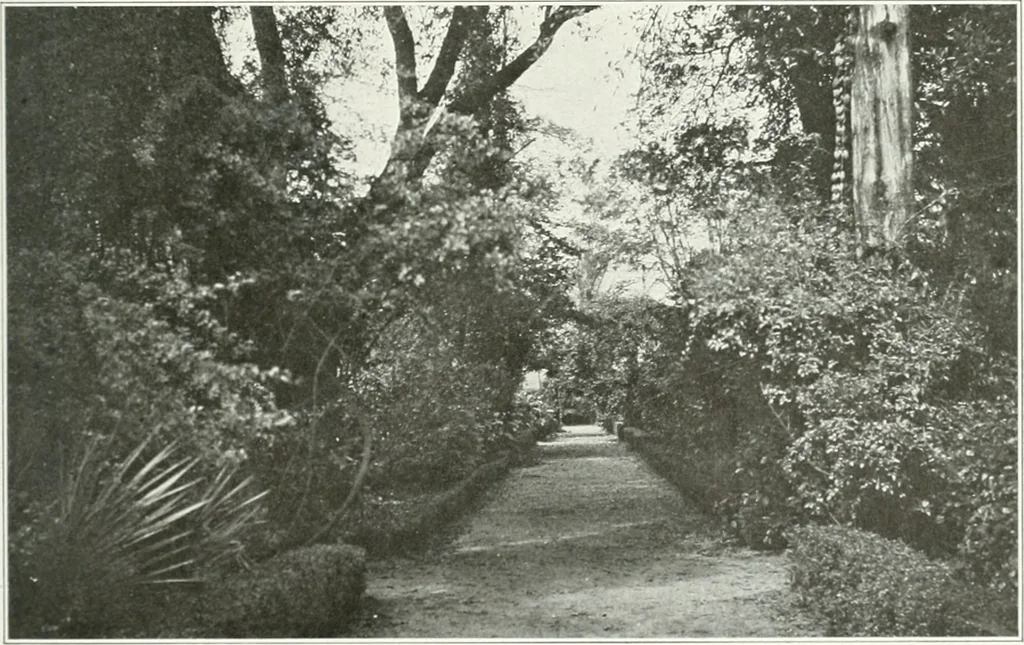 An illustration from Beautiful gardens in America, 1915, leaf 278