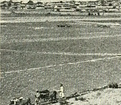An illustration from The beginnings of Buddhist art, and other essays in Indian and Central-Asian archæology, 1917, leaf 204
