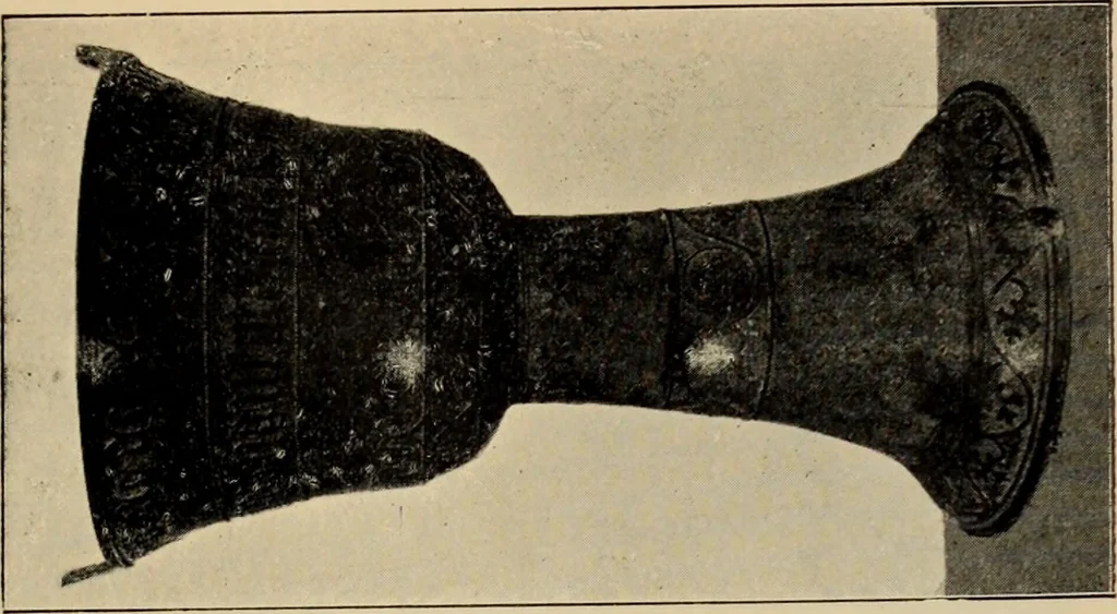 An illustration from Beiträge zur Kunstgeschichte Siebenbürgens, 1914, leaf 376