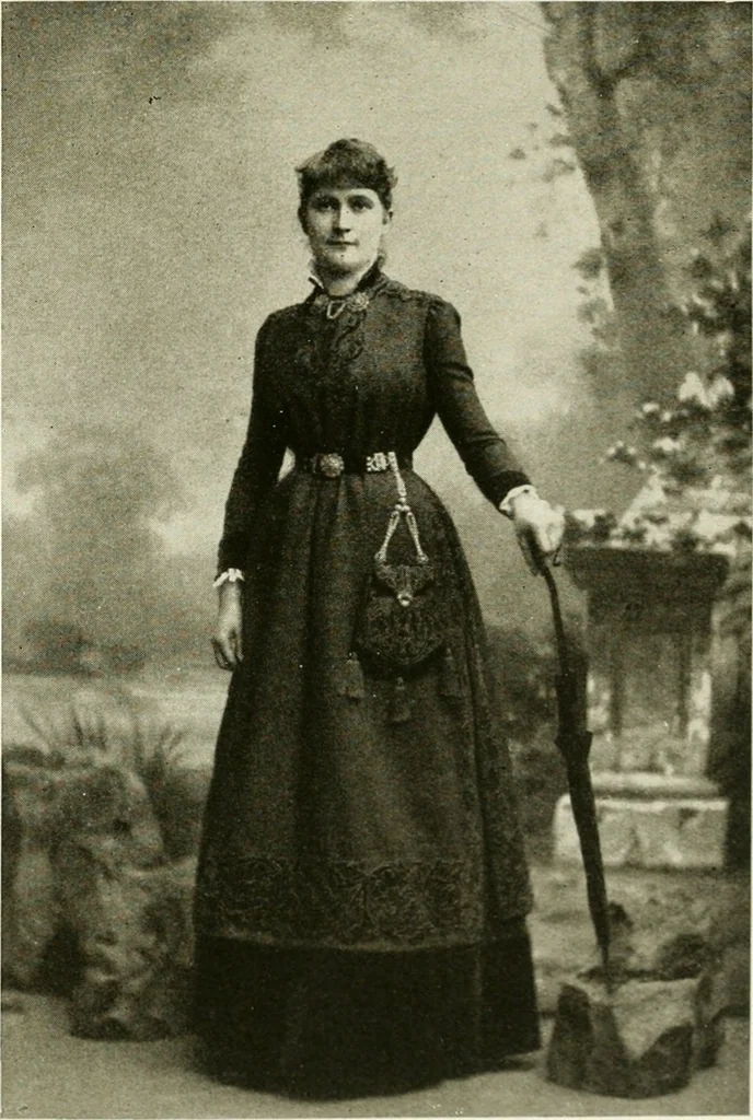 An illustration from Bekleidungskunst und Mode, 1918, leaf 176