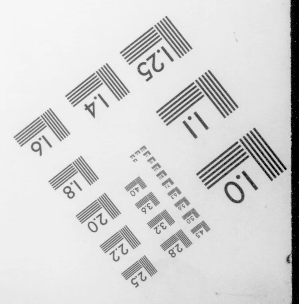 An illustration from Über das sehn und die farben [microform]; eine abhandlung, 1870, leaf 5