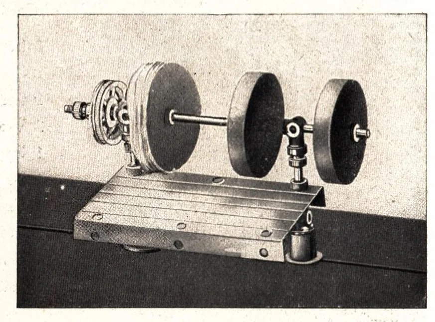 An illustration from Bing's constructor: the up-to-date construction toy., 1914, leaf 11