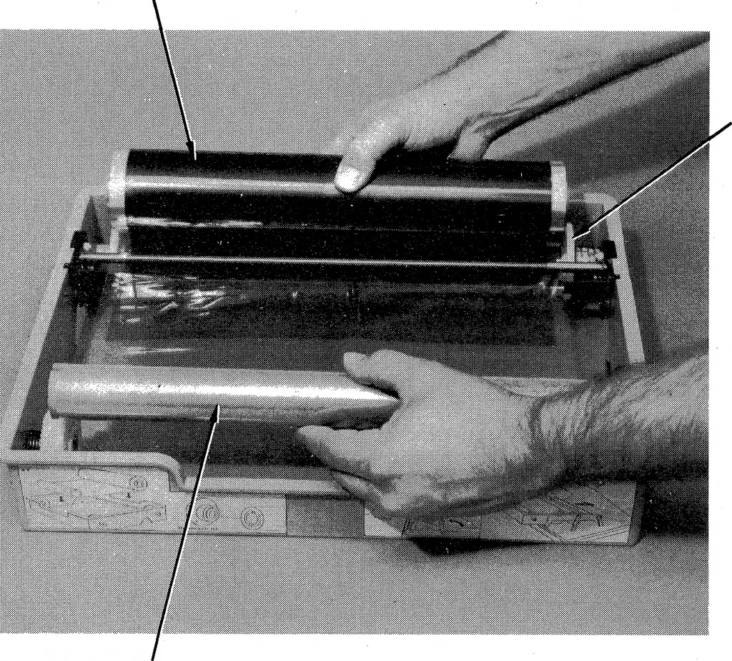 An illustration from versatec :: 5990-01 C2700 Series Thermal Transfer Color Plotter Operator Guide Oct1986, 1919, leaf 44