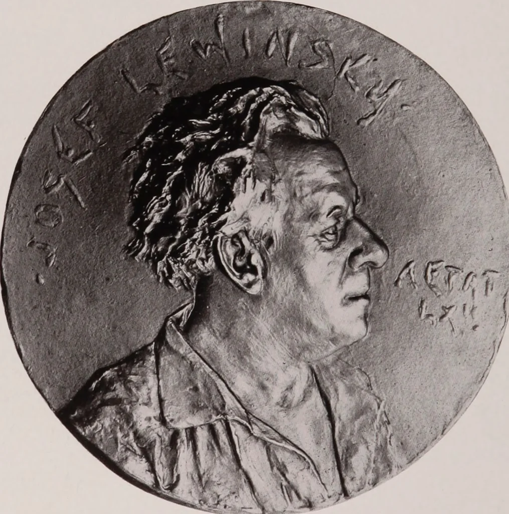 An illustration from Catalogue of the international exhibition of contemporary medals. March, 1910 [electronic resource], 1911, leaf 249