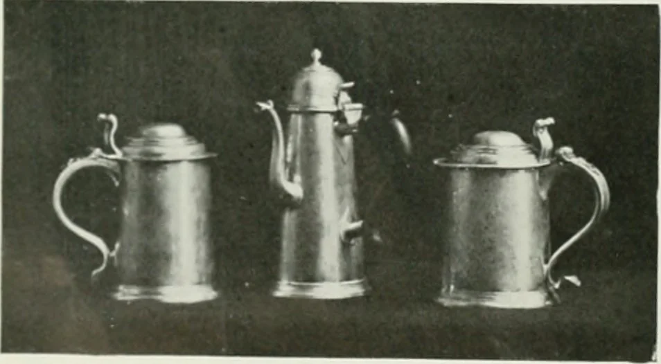 An illustration from British military prints, 1909, leaf 25