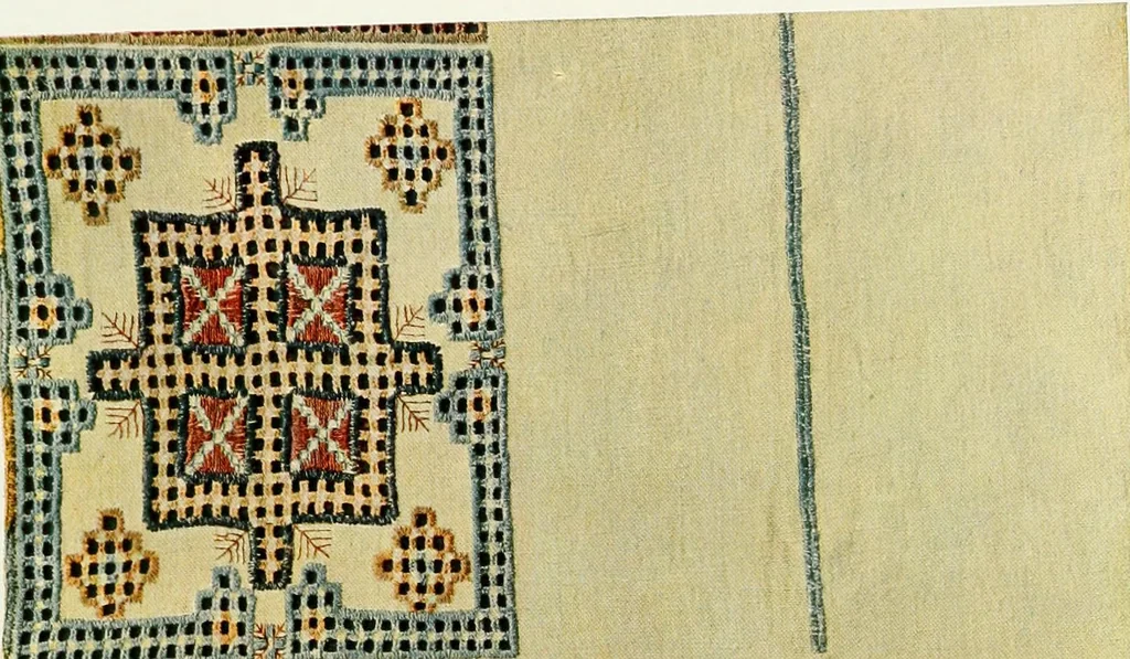 An illustration from Broderies des paysannes de Smolensk; Exécutées sous la direction de la Princesse Marie Ténichev, 1900, leaf 54