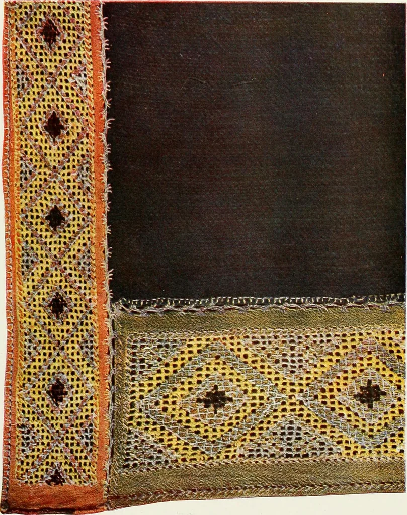 An illustration from Broderies des paysannes de Smolensk; Exécutées sous la direction de la Princesse Marie Ténichev, 1900, leaf 68