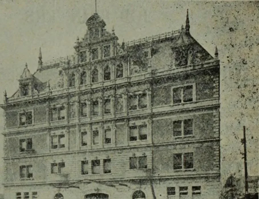 An illustration from Building & engineering news, 1914, leaf 1012