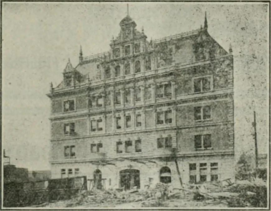 An illustration from Building & engineering news, 1914, leaf 326