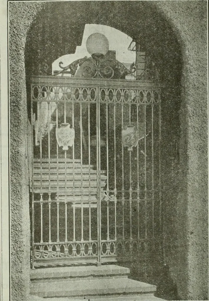 An illustration from Building & engineering news, 1914, leaf 401