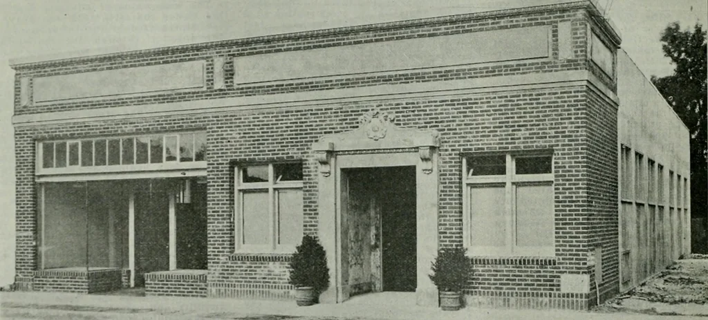 An illustration from Building & engineering news, 1914, leaf 687