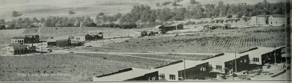 An illustration from Building & engineering news, 1914, leaf 241