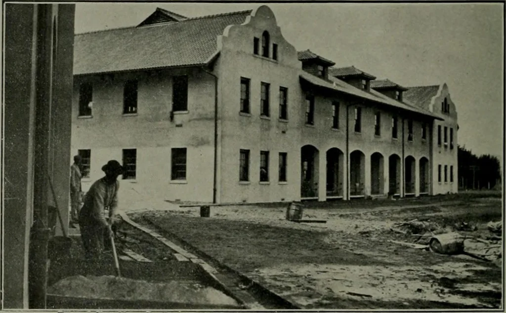 An illustration from Building and industrial news, 1914, leaf 443