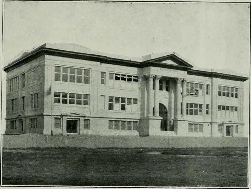 An illustration from Building and industrial news, 1914, leaf 878