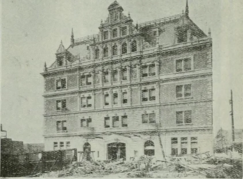 An illustration from Building and industrial news, 1914, leaf 992