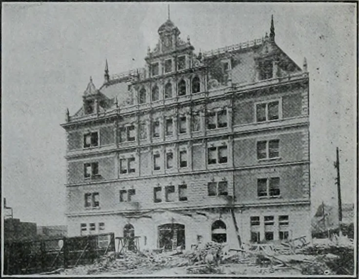 An illustration from Building and industrial news, 1914, leaf 1226