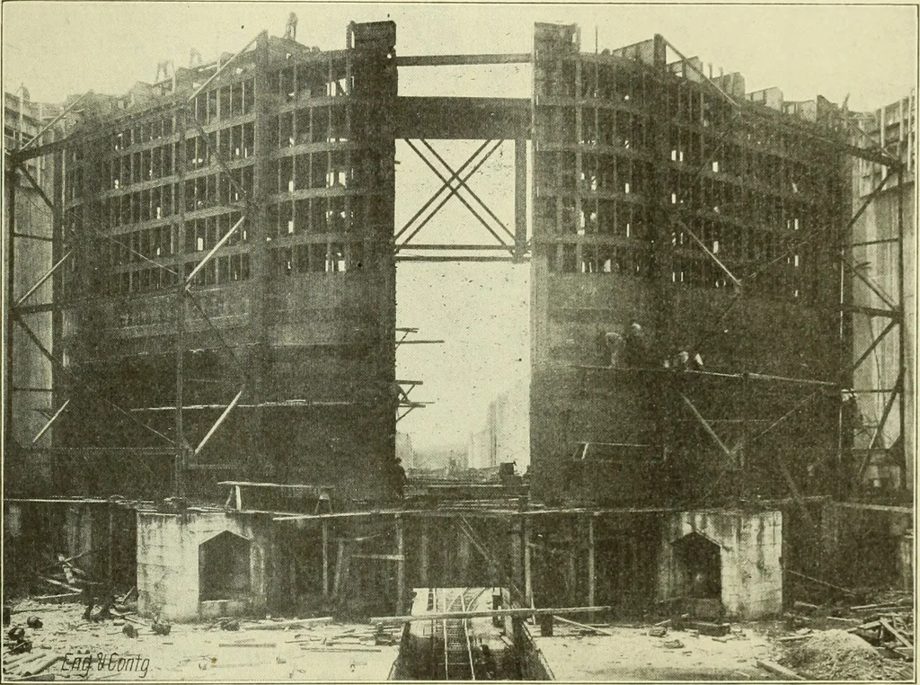 An illustration from Buildings, 1922, leaf 498