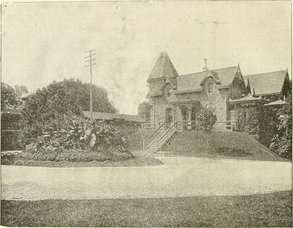 An illustration from Buildings and structures of American railroads. A reference book for railroad managers, superintendents, master mechanics, engineers, architects, and students, 1893, leaf 355