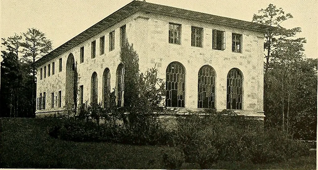 An illustration from Bukresco college annual guide;, 1922, leaf 20