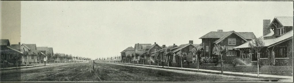 An illustration from Bungalows and cottages in Southern California. Presenting house and plans as built and streets and tracts as developed by the Los Angeles Investment Company, 1909, leaf 26