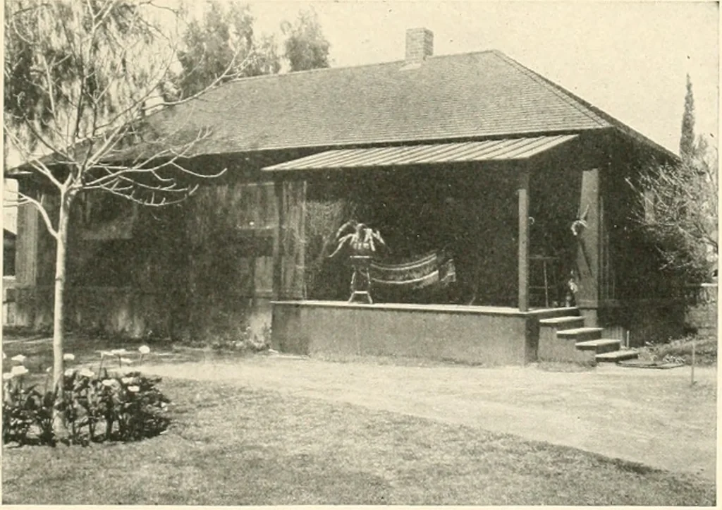 An illustration from Bungalows; their design, construction and furnishing, with suggestions also for camps, summer homes and cottages of similar character, 1911, leaf 108