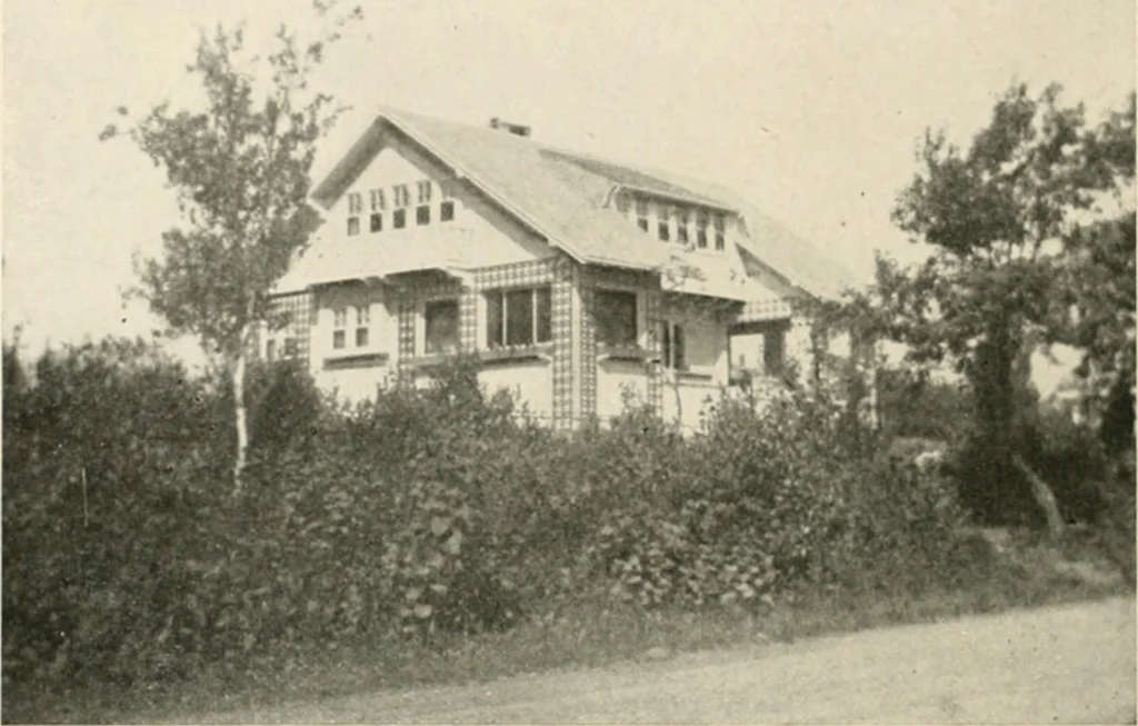 An illustration from Bungalows; their design, construction and furnishing, with suggestions also for camps, summer homes and cottages of similar character, 1911, leaf 59