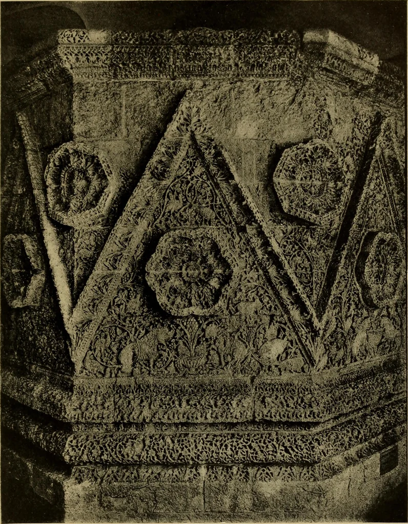 An illustration from Byzantine art and archaeology, 1911, leaf 726