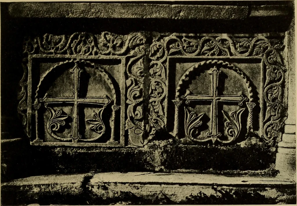 An illustration from Byzantine art and archaeology, 1911, leaf 736