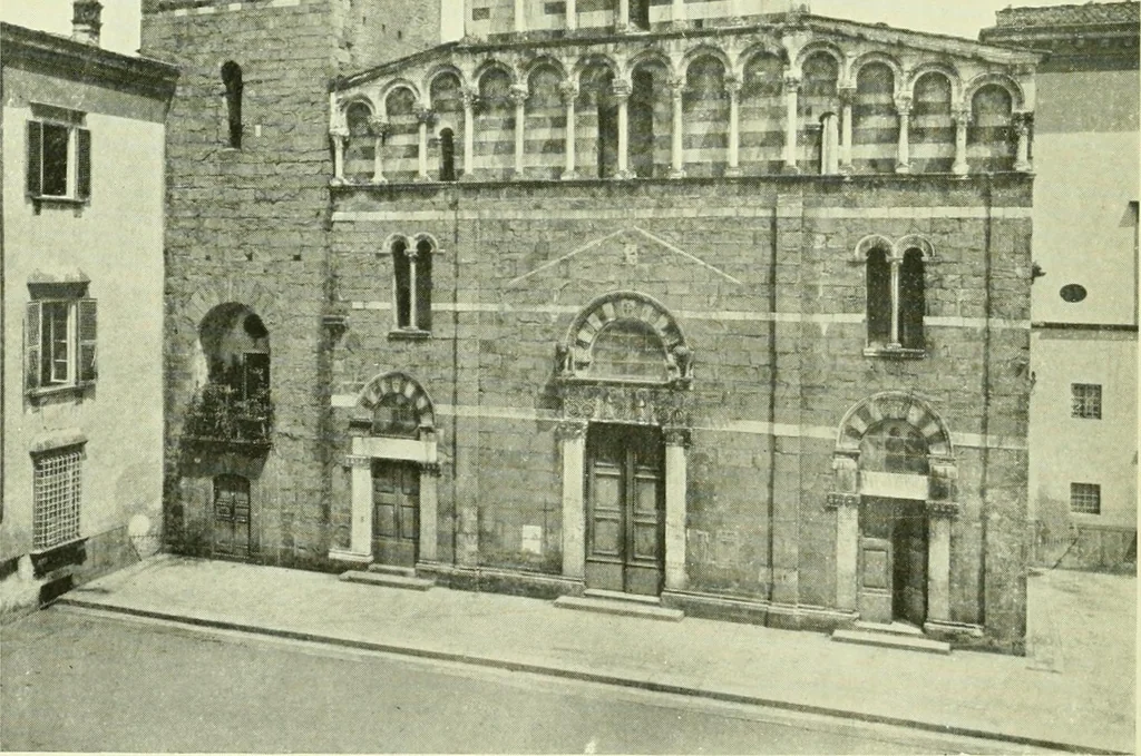 An illustration from Byzantine and Romanesque architecture, 1920, leaf 369