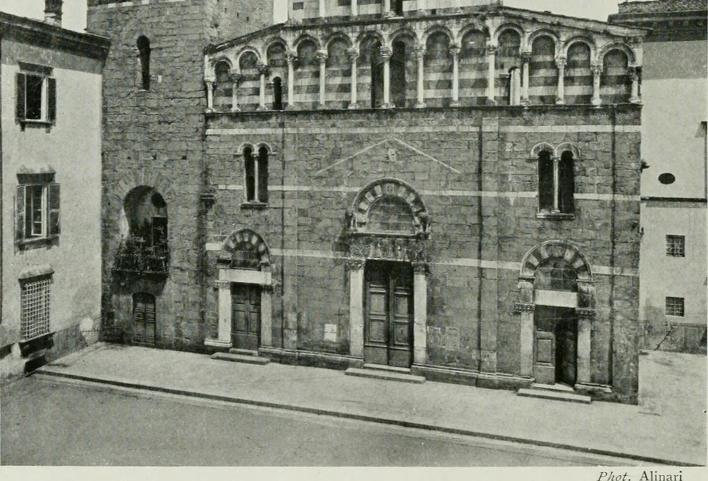 An illustration from Byzantine and Romanesque architecture, 1920, leaf 373