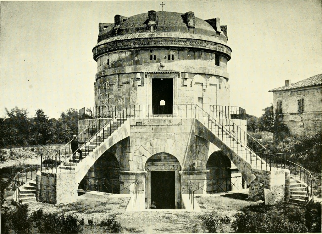 An illustration from Byzantine and Romanesque architecture, 1913, leaf 262