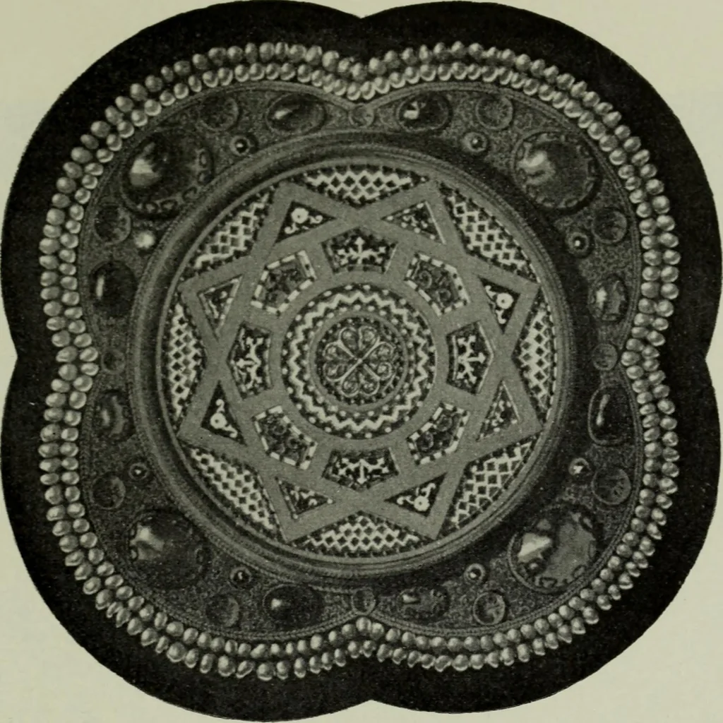 An illustration from Die byzantinischen Zellenschmelze der Sammlung Dr. Alex. von Swenigorodskoï und das darüber veröffentlichte Prachtwerk : archäologisch-kunstgeschichtliche Studie, 1896, leaf 498