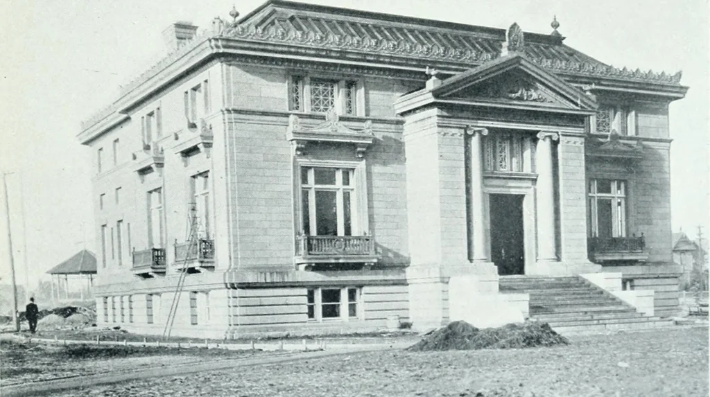 An illustration from Calgary, 1912, leaf 120