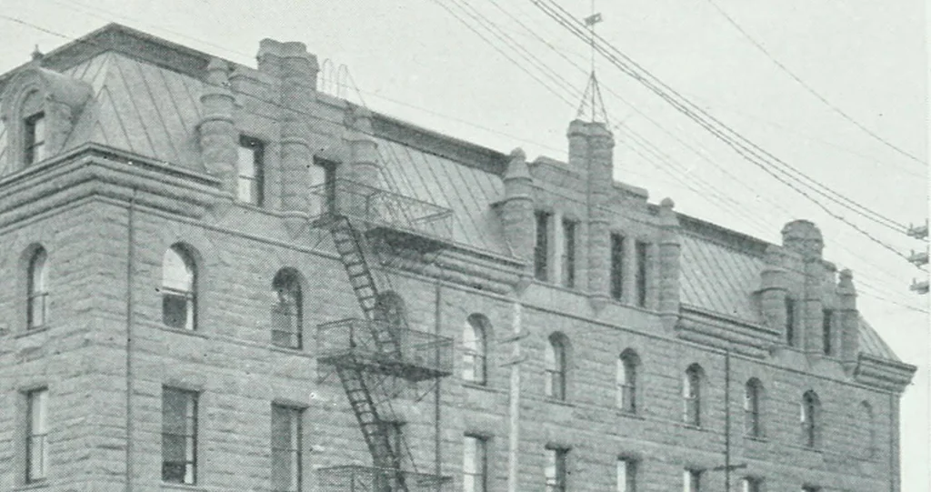 An illustration from Calgary, 1912, leaf 44