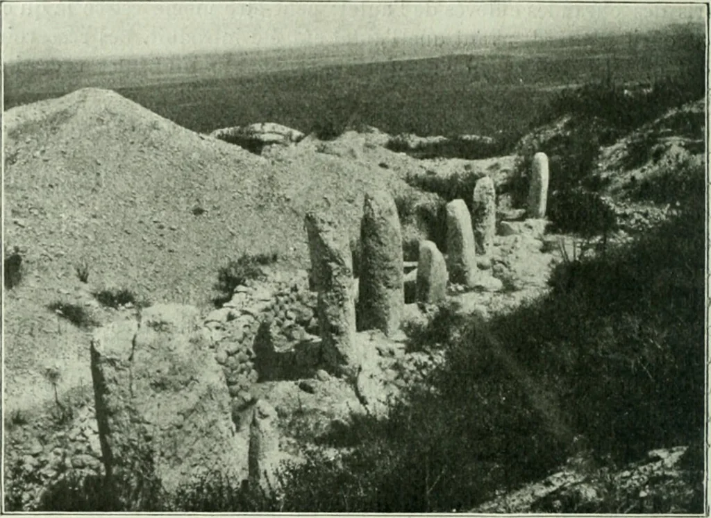 An illustration from Canaan d'après l'exploration récente, 1907, leaf 163