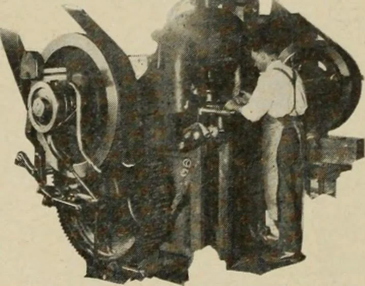 An illustration from Canadian jeweller 1920, 1920, leaf 1077