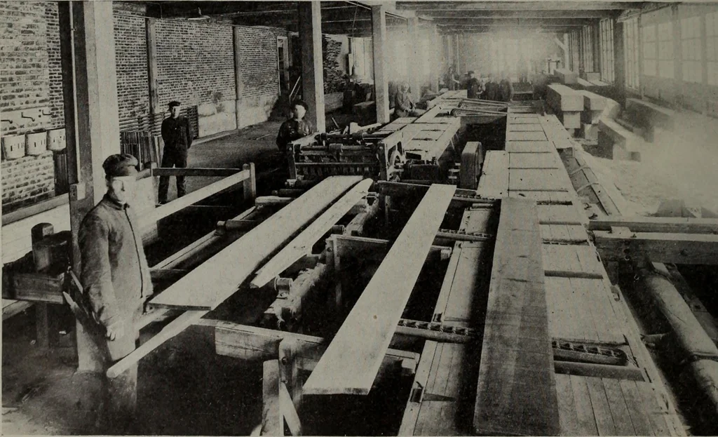 An illustration from Canadian wood products industries, 1913, leaf 105