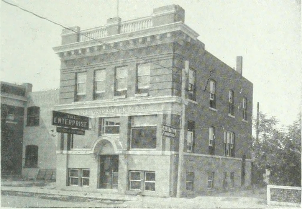 An illustration from Canadian printer & publisher, 1914, leaf 240