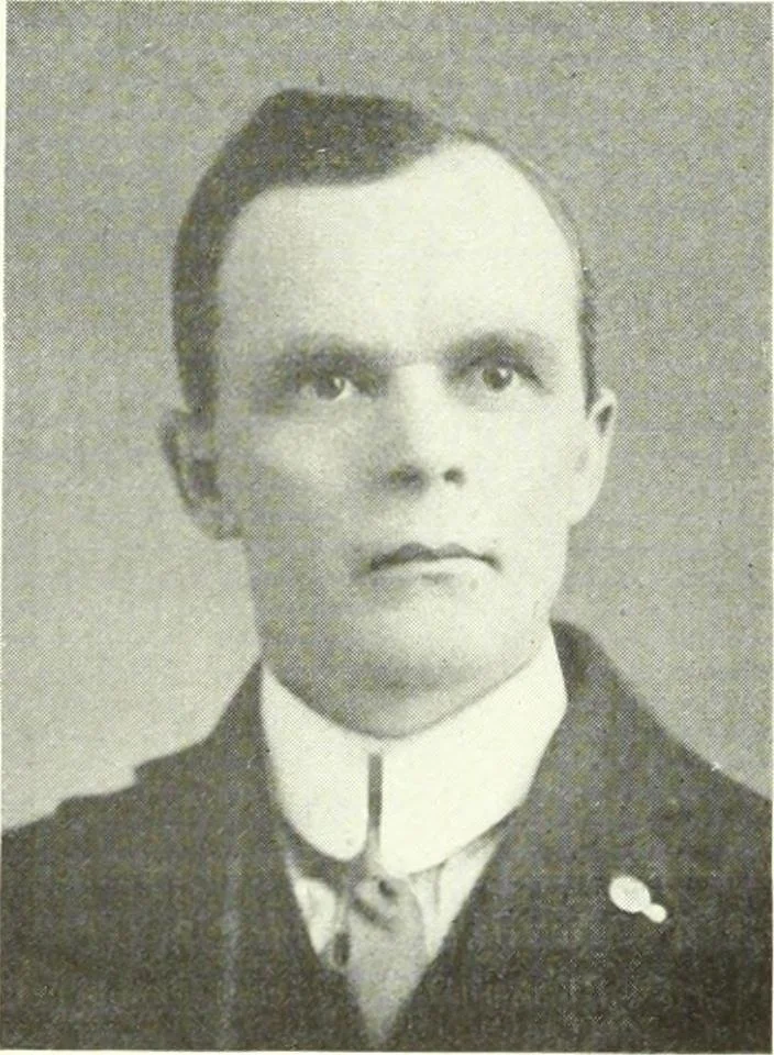 An illustration from Canadian printer & publisher, 1915, leaf 245