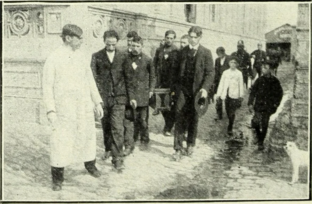 An illustration from Caras y caretas, 1898, leaf 1067