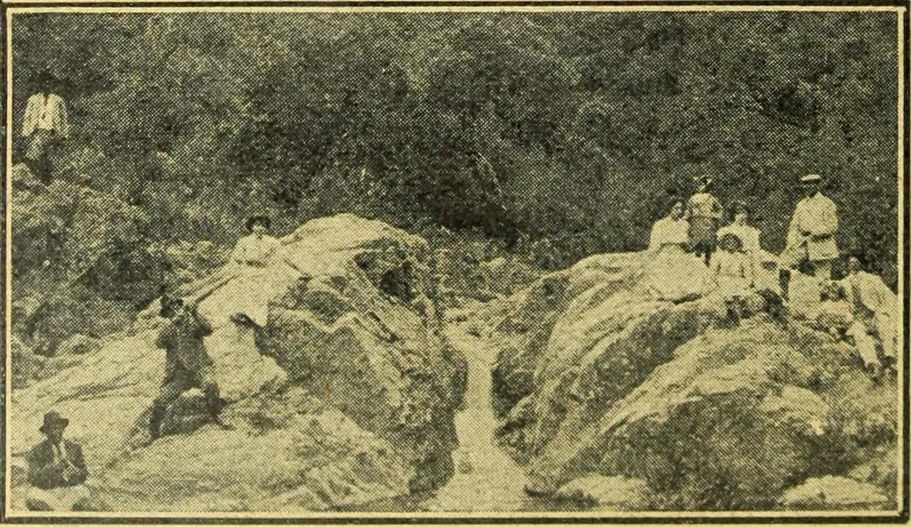 An illustration from Caras y caretas, 1898, leaf 1129